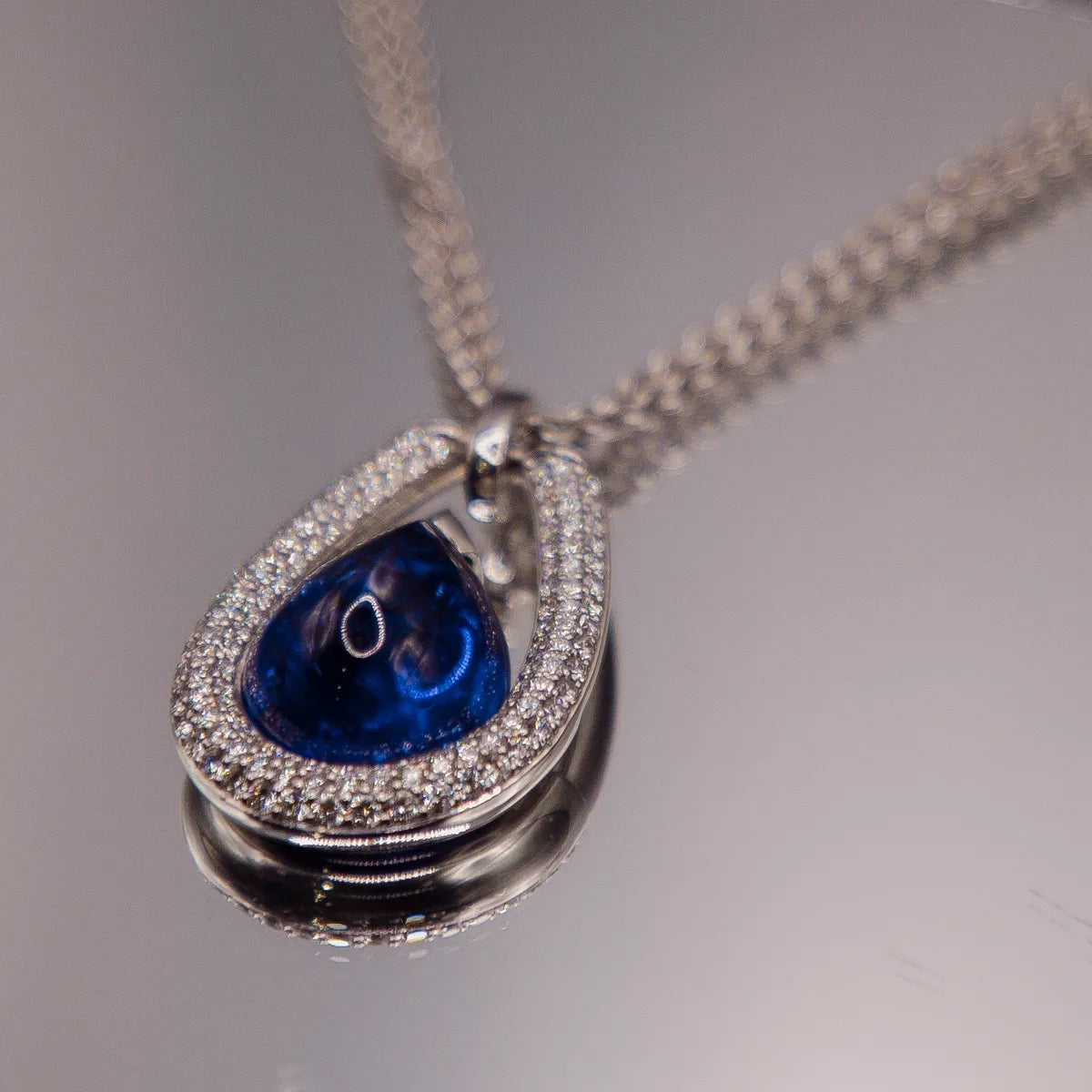 White Gold Tanzanite Pendant