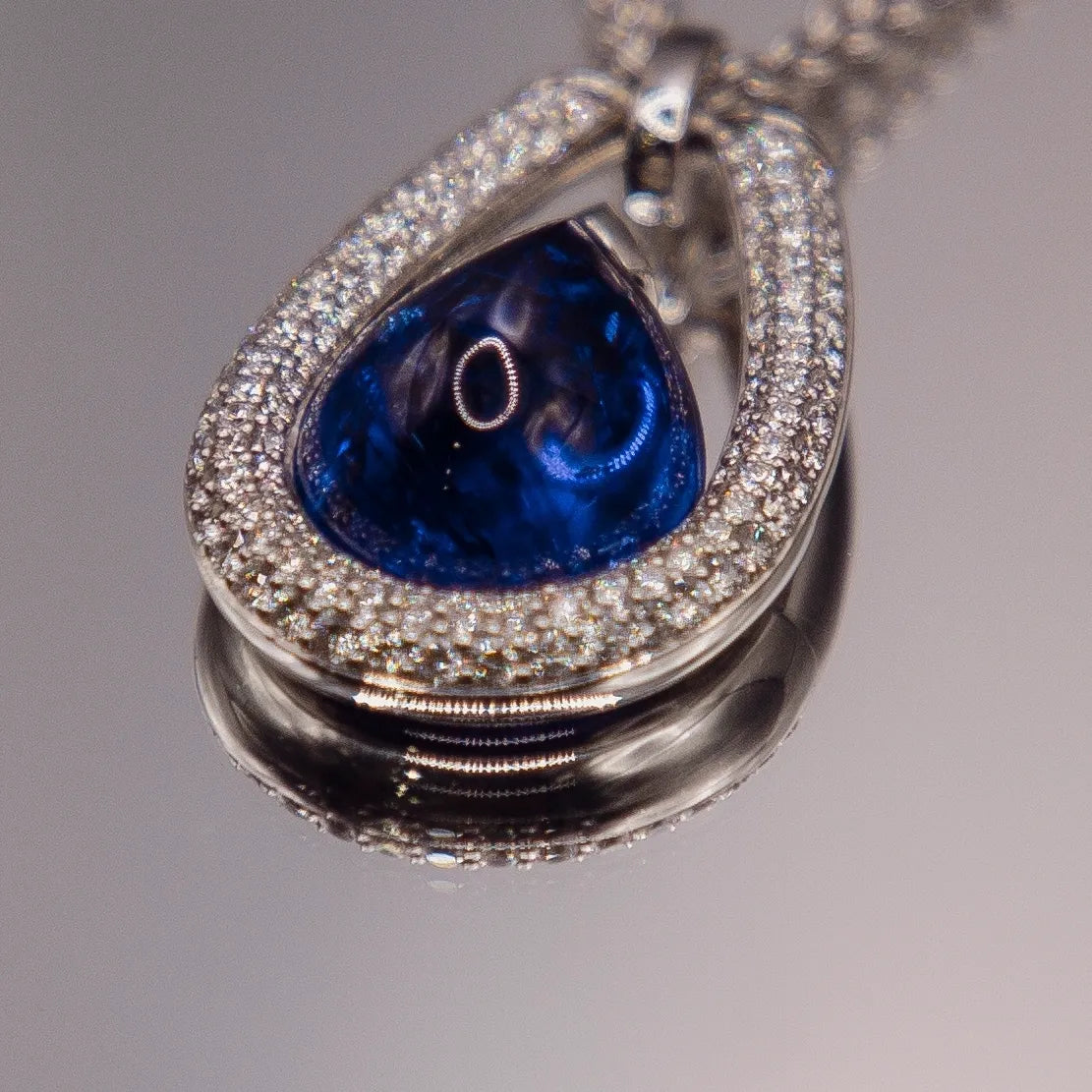 White Gold Tanzanite Pendant