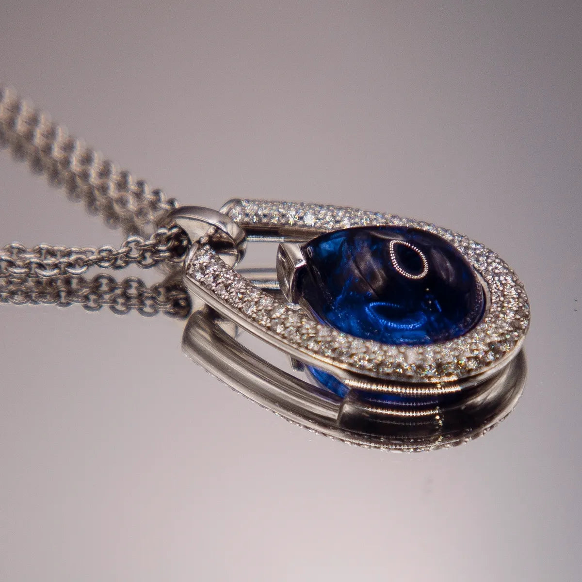 White Gold Tanzanite Pendant