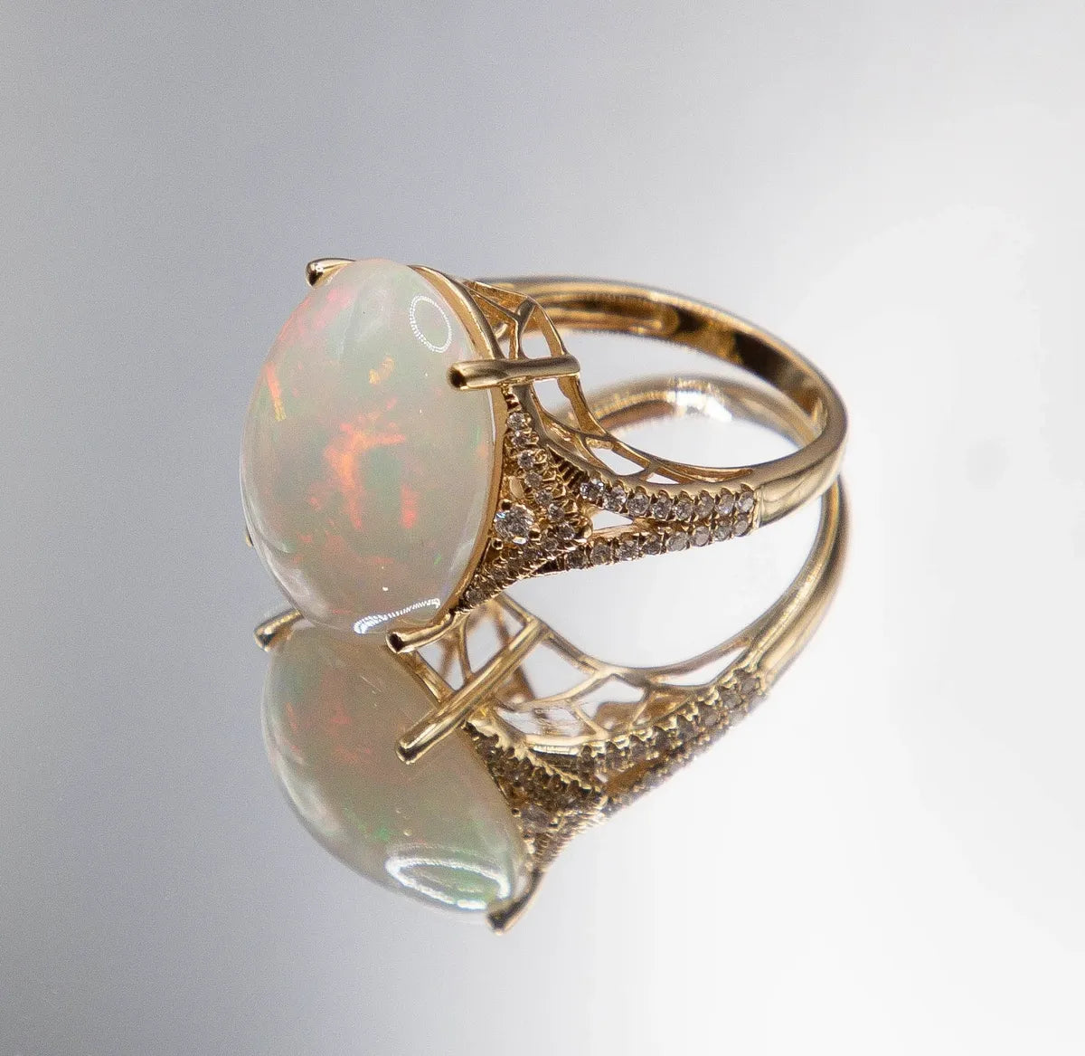 11.83 Carat Rare Lightning Ridge Crystal Opal 14k Yellow Gold Diamond Ring
