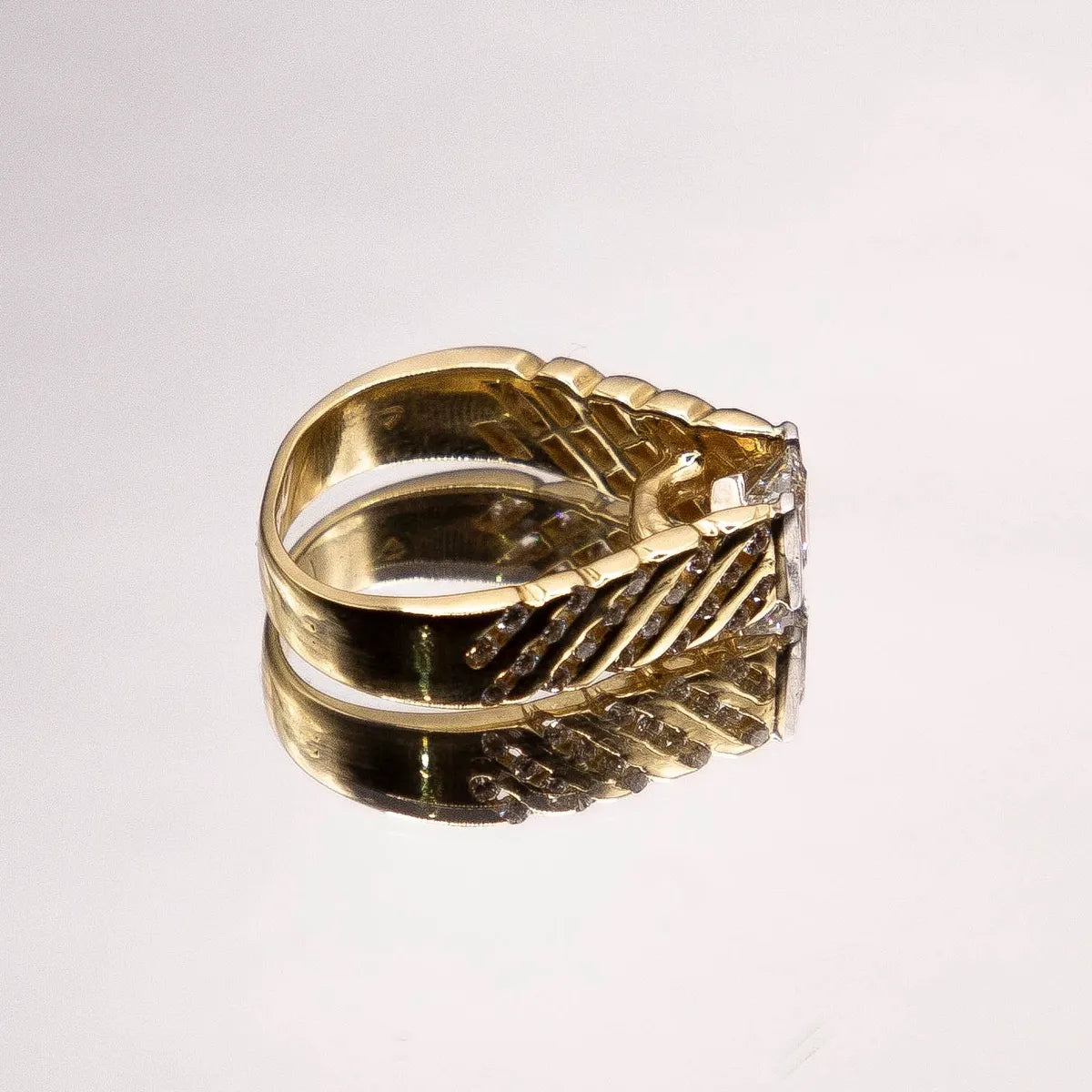 Ring 18k Contemporary 1.38 Carats/ E Color Princess Diamond Center in Platinum