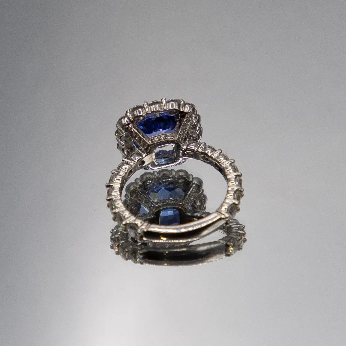 7.80 carats total Ceylon oval sapphire and diamond 950 Platinum Diamond Ring