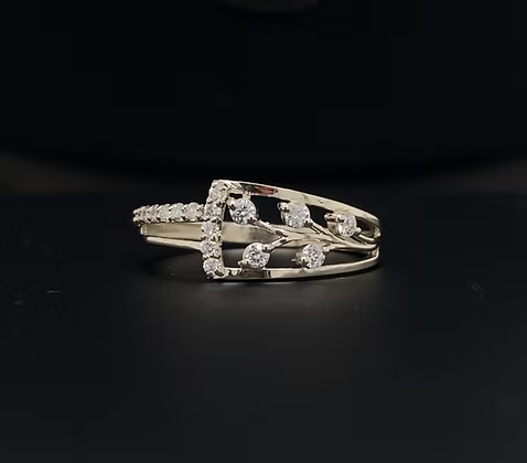 Vine Belt Diamond Ring