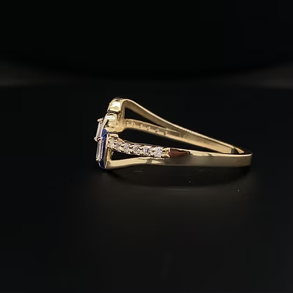 Enameled Baguette Ring