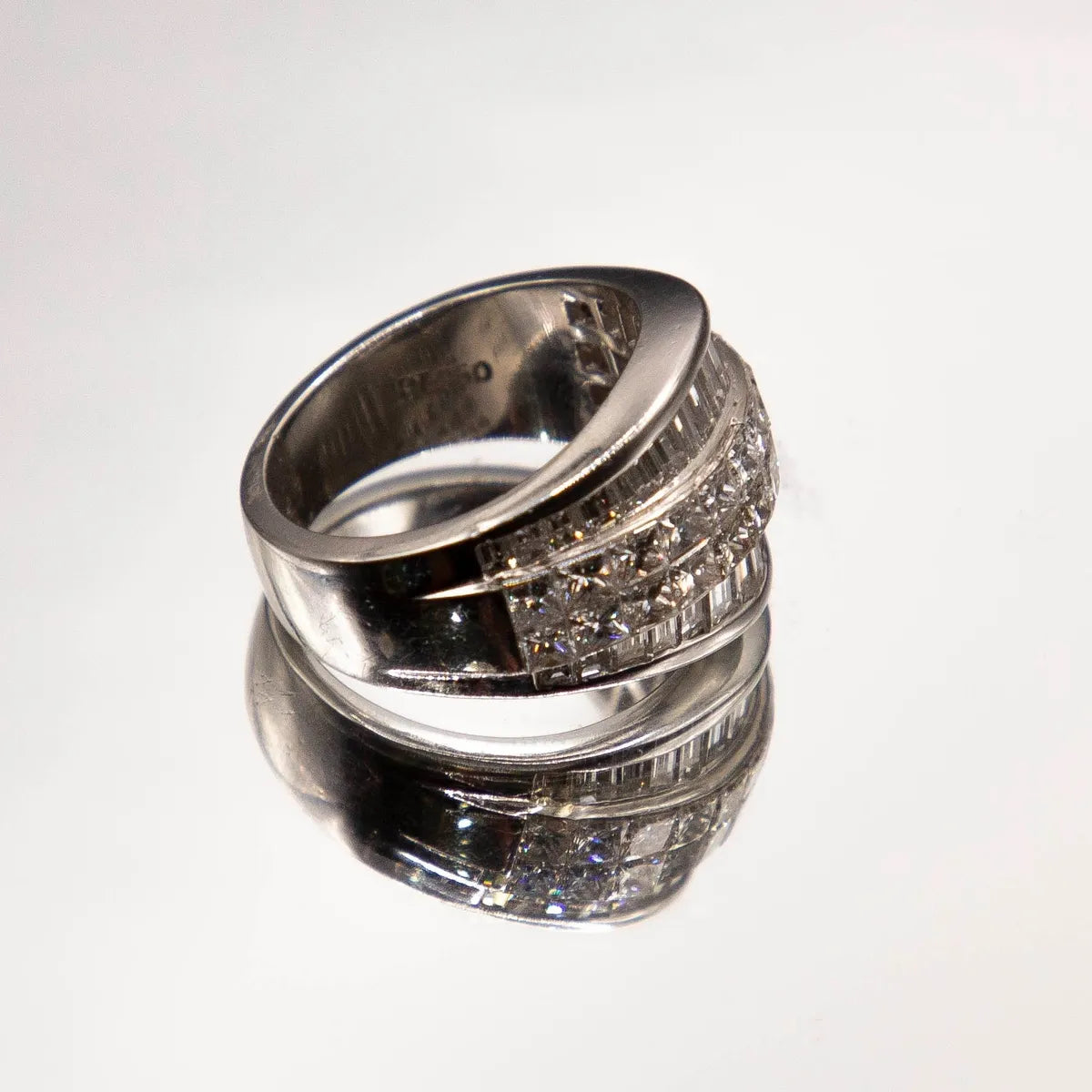 3.07 Carats.950 Platinum. Invisible-set Collection White, VVS Princess and Baguette Diamonds..