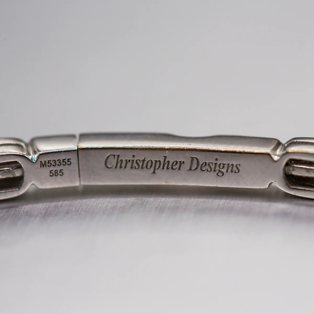 14k White Gold Diamond Flex Bangle Bracelet
