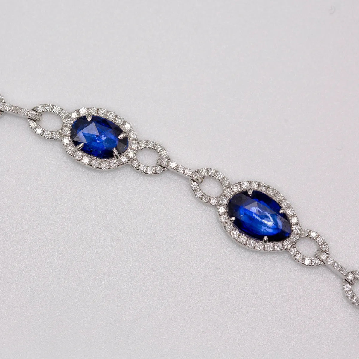 18k White Gold Sapphire Diamond Bracelet