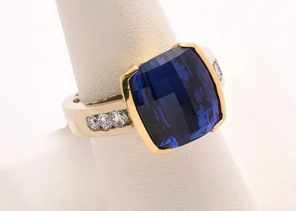 18k Two-Tone 14.07ct Tanzanite Ring #J0419