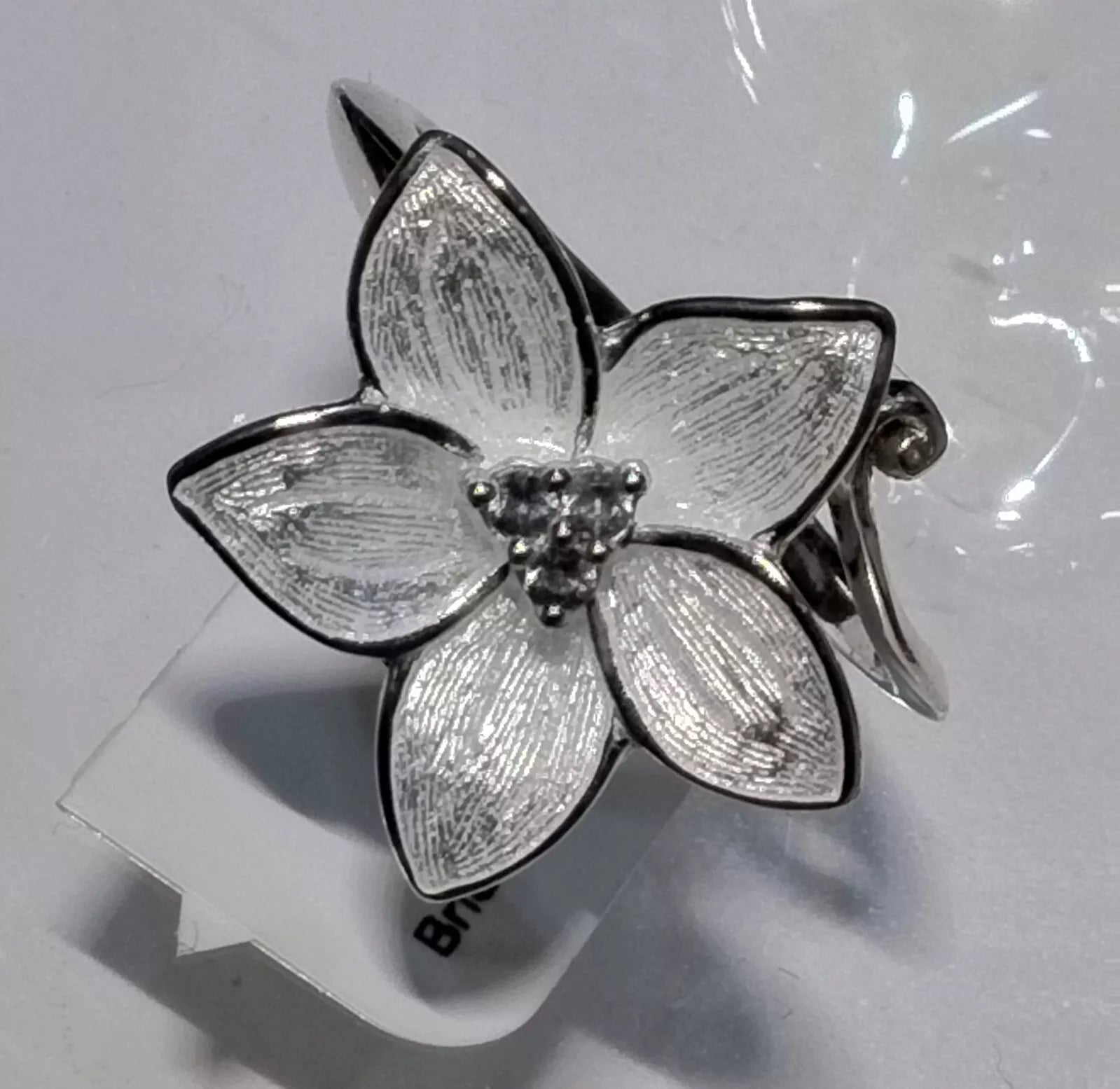 Nicole Barr sterling silver white sapphire floral ring